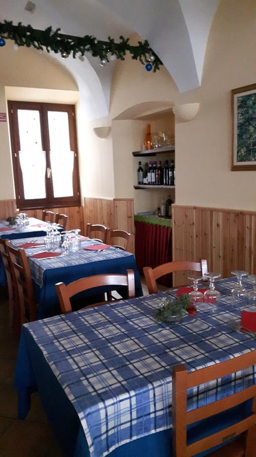 Hotel Trattoria Bar Pace Re Exterior foto